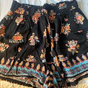 Women’s Cotten Short